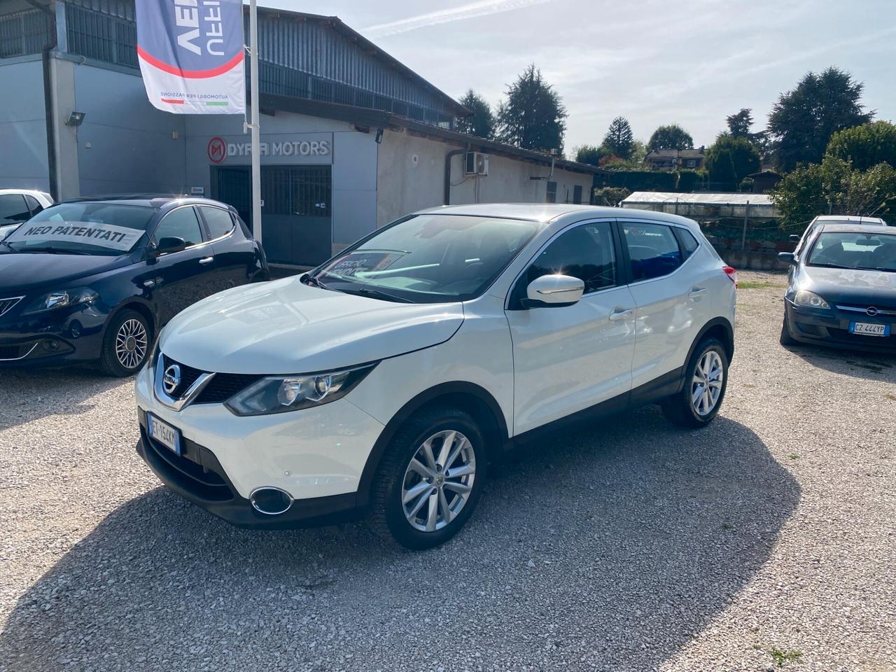 Nissan Qashqai 1.2 DIG-T Acenta BENZINA