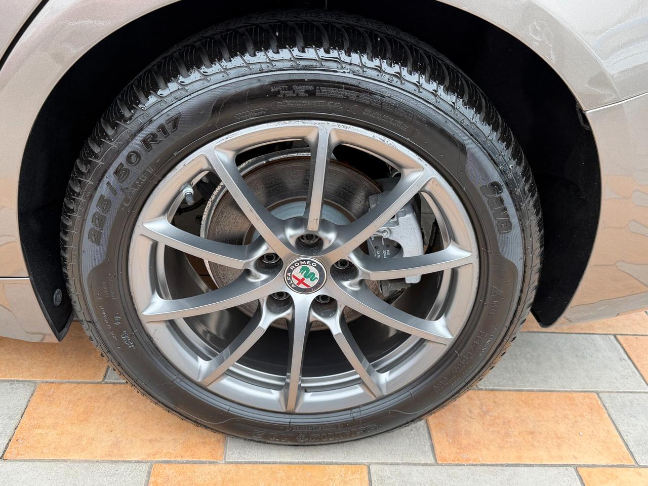 Alfa Romeo Giulia 2.2 TURBODIESL 180 cv. SUPER (Nav)