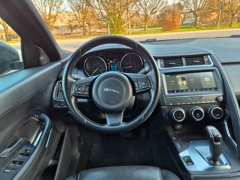 JAGUAR E-Pace (X540) E-Pace 2.0D 180 CV A...