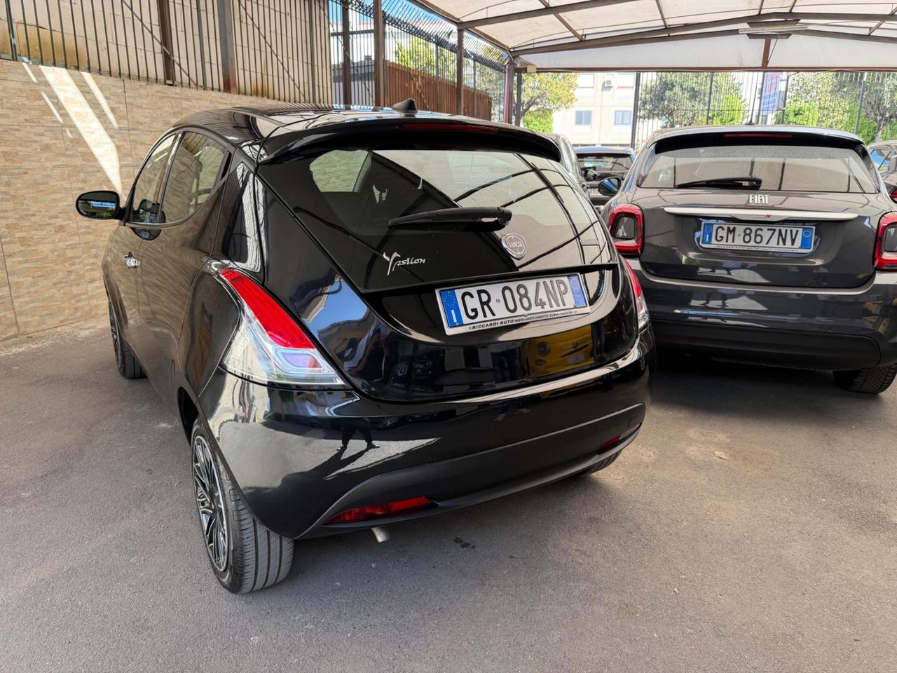 Lancia Ypsilon 1.0 benzina 2023 SOLO 14000km