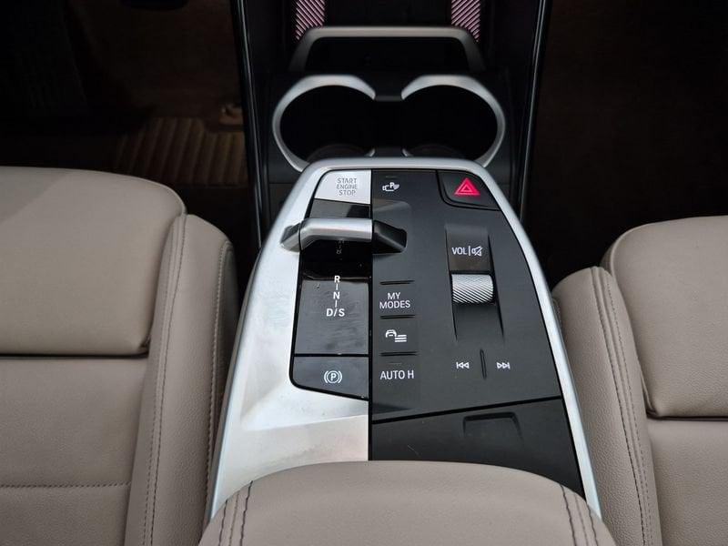 BMW X1 U11 xdrive23d mhev 48V X-Line auto