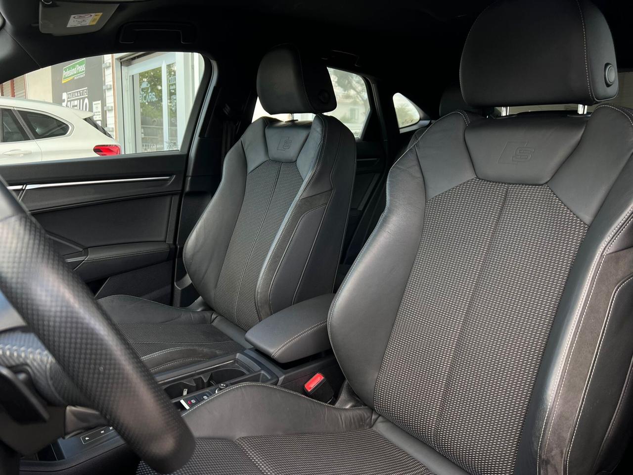 Audi Q3 Sportback 35 TDI quattro S tronic S line edition