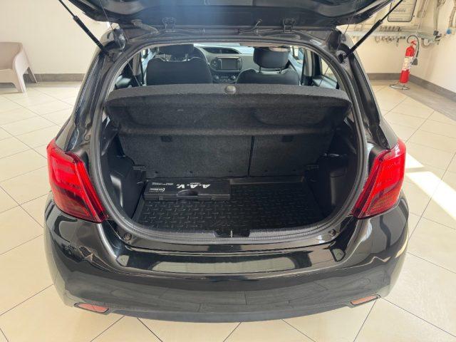 TOYOTA Yaris 1.5 Hybrid 5 porte Active
