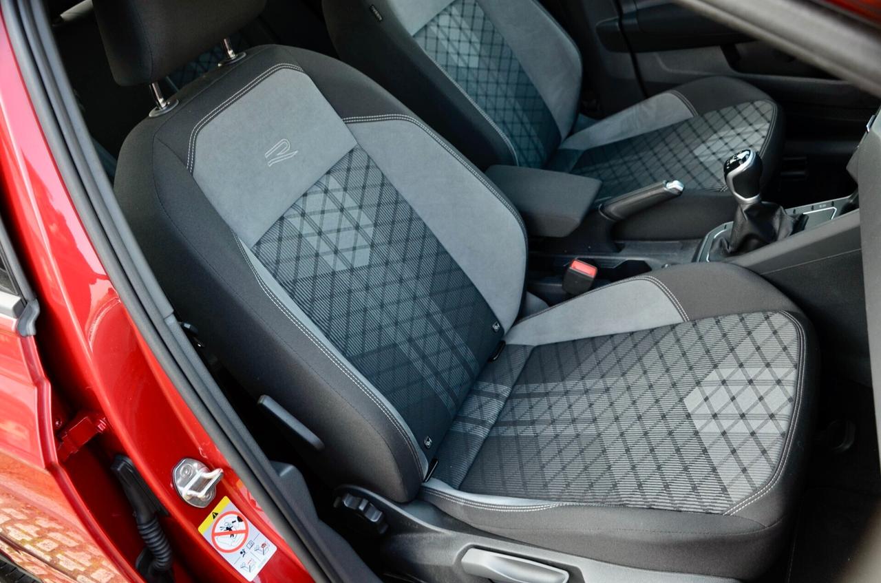 VOLKSWAGEN TAIGO 1.0 TSI R-LINE 110cv, UNICOPROPRIETARIO, SERVICE UFF VW, TETTO, APPLE ANDROID, 18", EURO 6D, PERMUTE