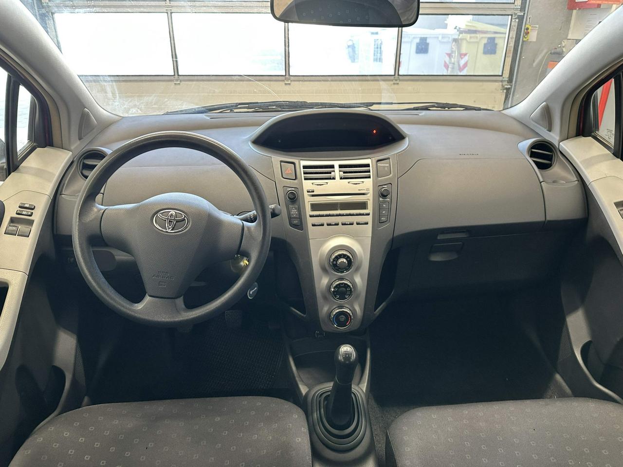Toyota Yaris 5p 1.0