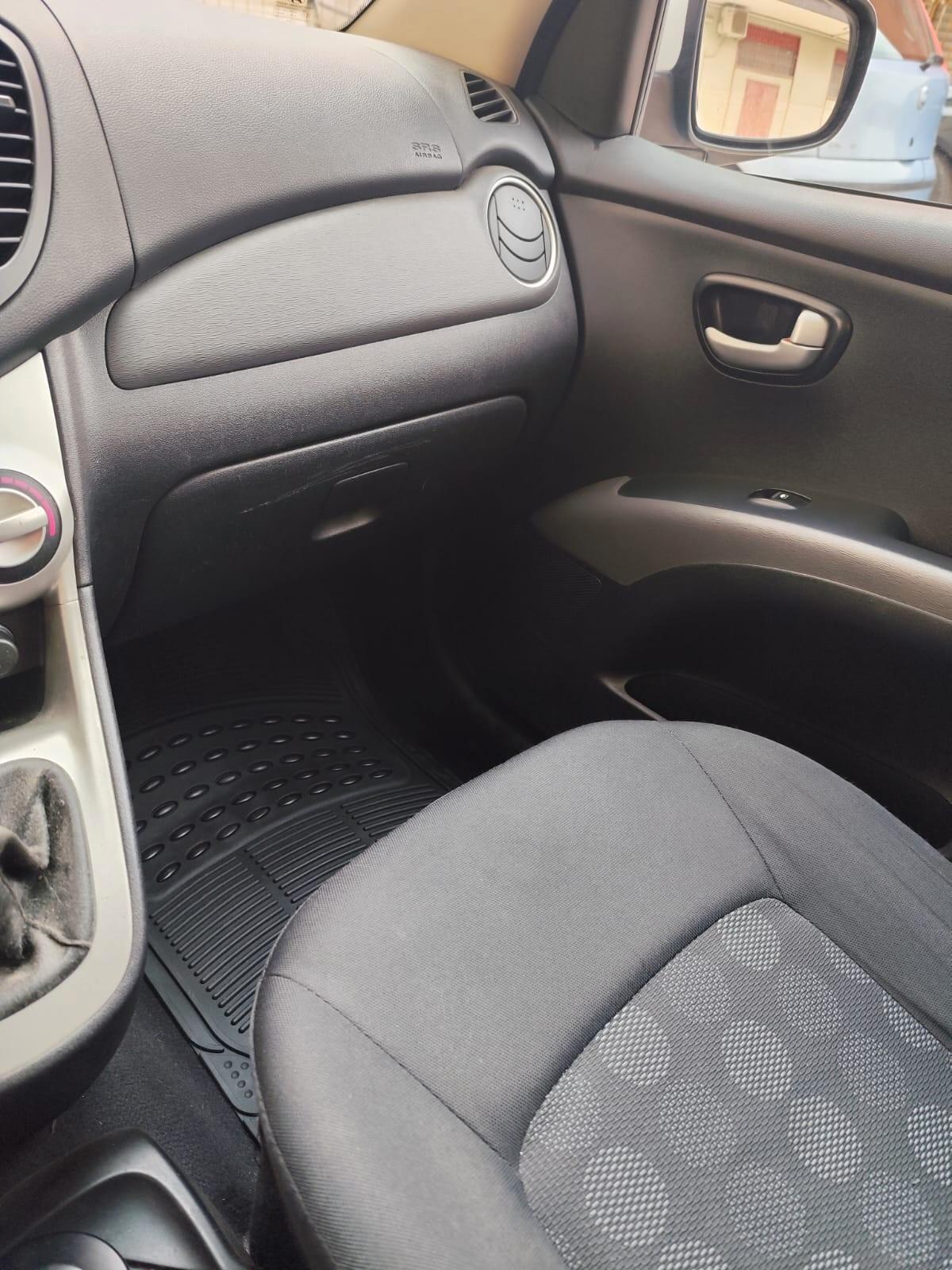 Hyundai i10 1.1 Benzina 65 cv