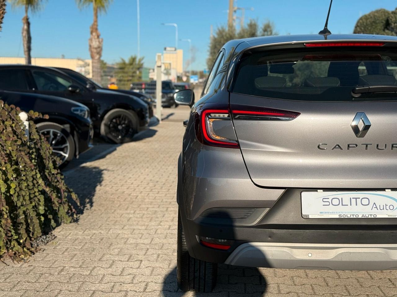 Captur TCe 100 CV GPL Equilibre N1 Autocarro Iva Esposta 2024