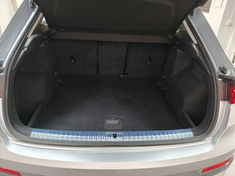 Audi Q3 Q3 40 TDI quattro S tronic Business Advanced