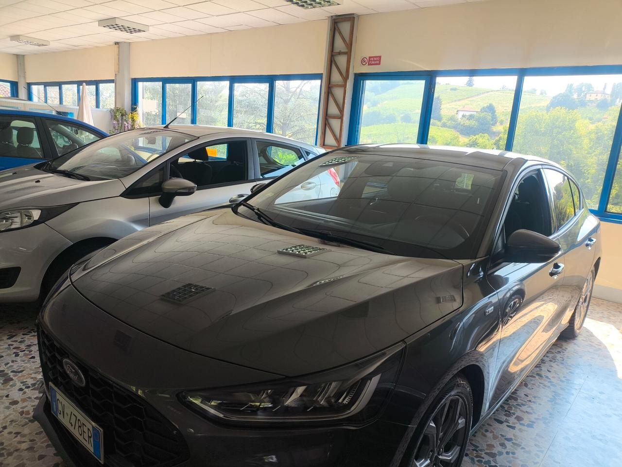 Ford Focus 1.0 EcoBoost Hybrid 125 CV 5p. ST-Line