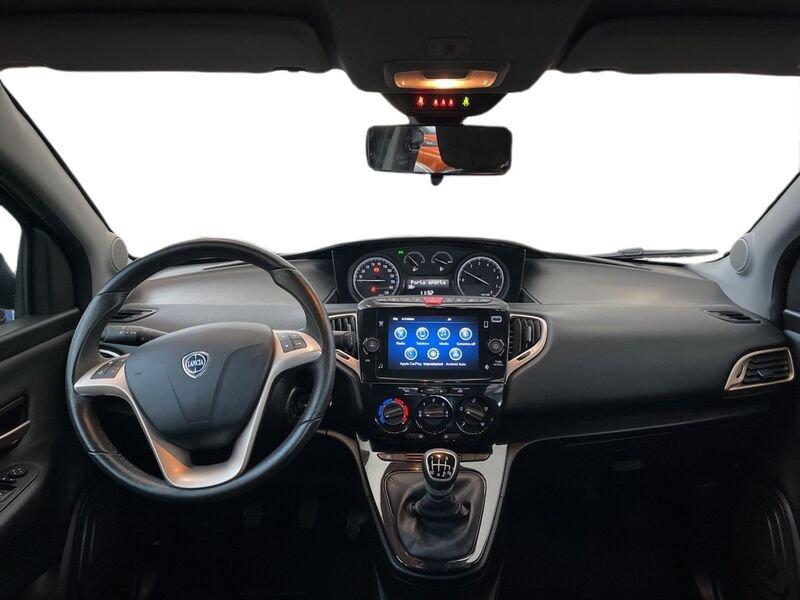 Lancia Ypsilon III 2021 1.0 firefly hybrid Gold s&s 70cv