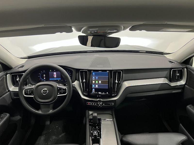 Volvo XC60 XC60 B5 AWD automatico Plus Dark