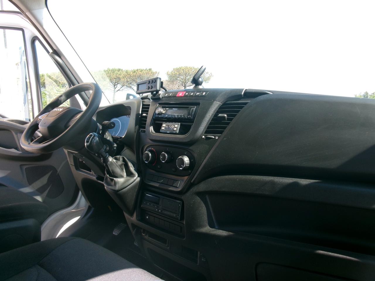 Iveco Daily 72C18 3000 180CV E6D FRIGO+PEDANA ATP FRCX 10/2028 10 PEDANE