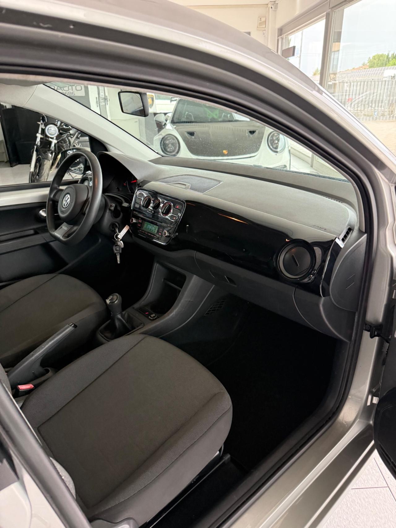 Volkswagen up! 1.0 75 CV 5p. high