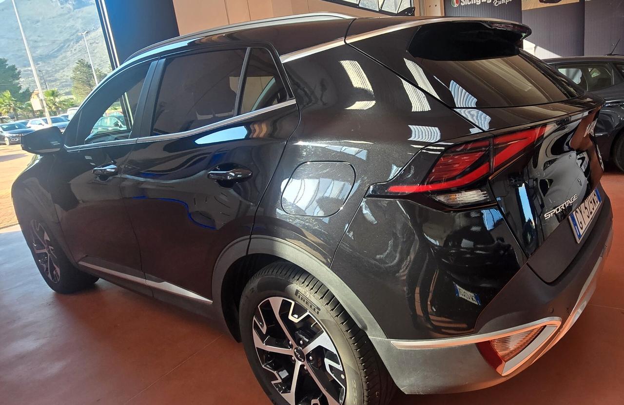 Kia Sportage 1.6 T-GDi HEV 239 CV (176 kW) AT6 AWD – Il SUV Premium Tecnologico Integrale