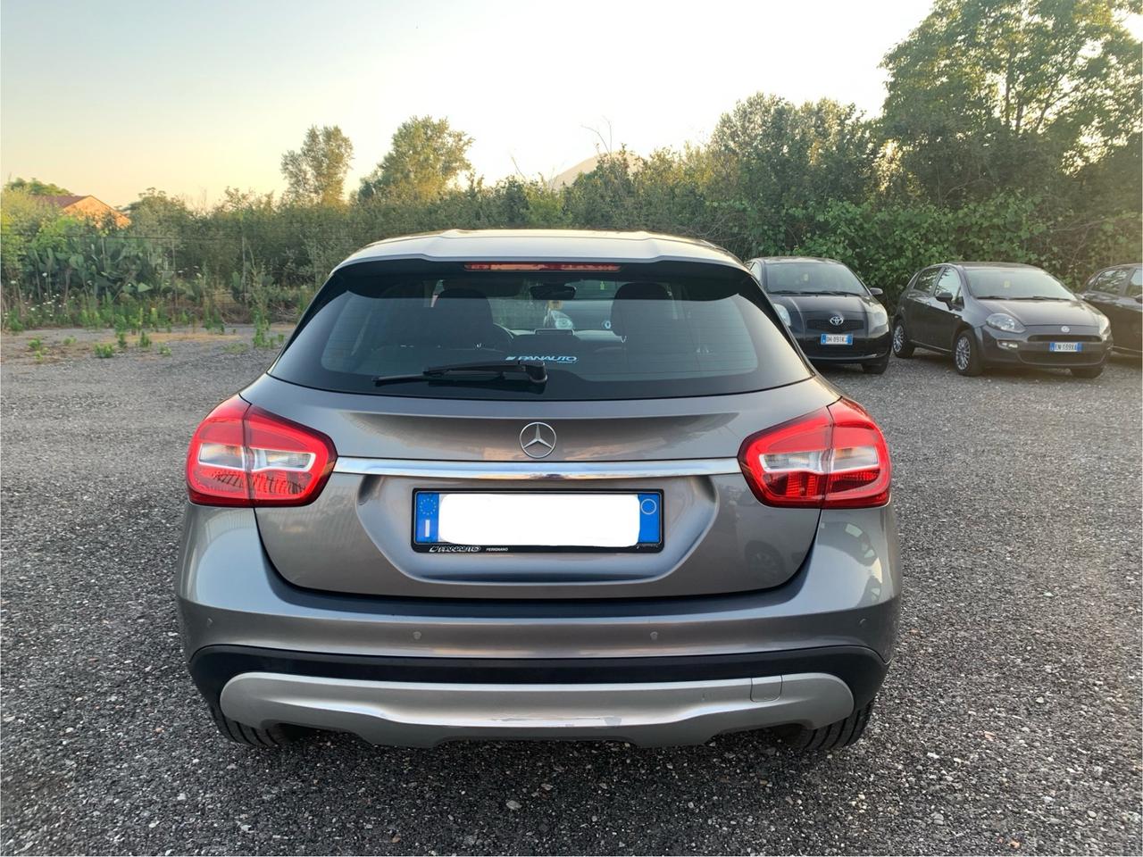 Mercedes GLA 180d Automatic - 2015