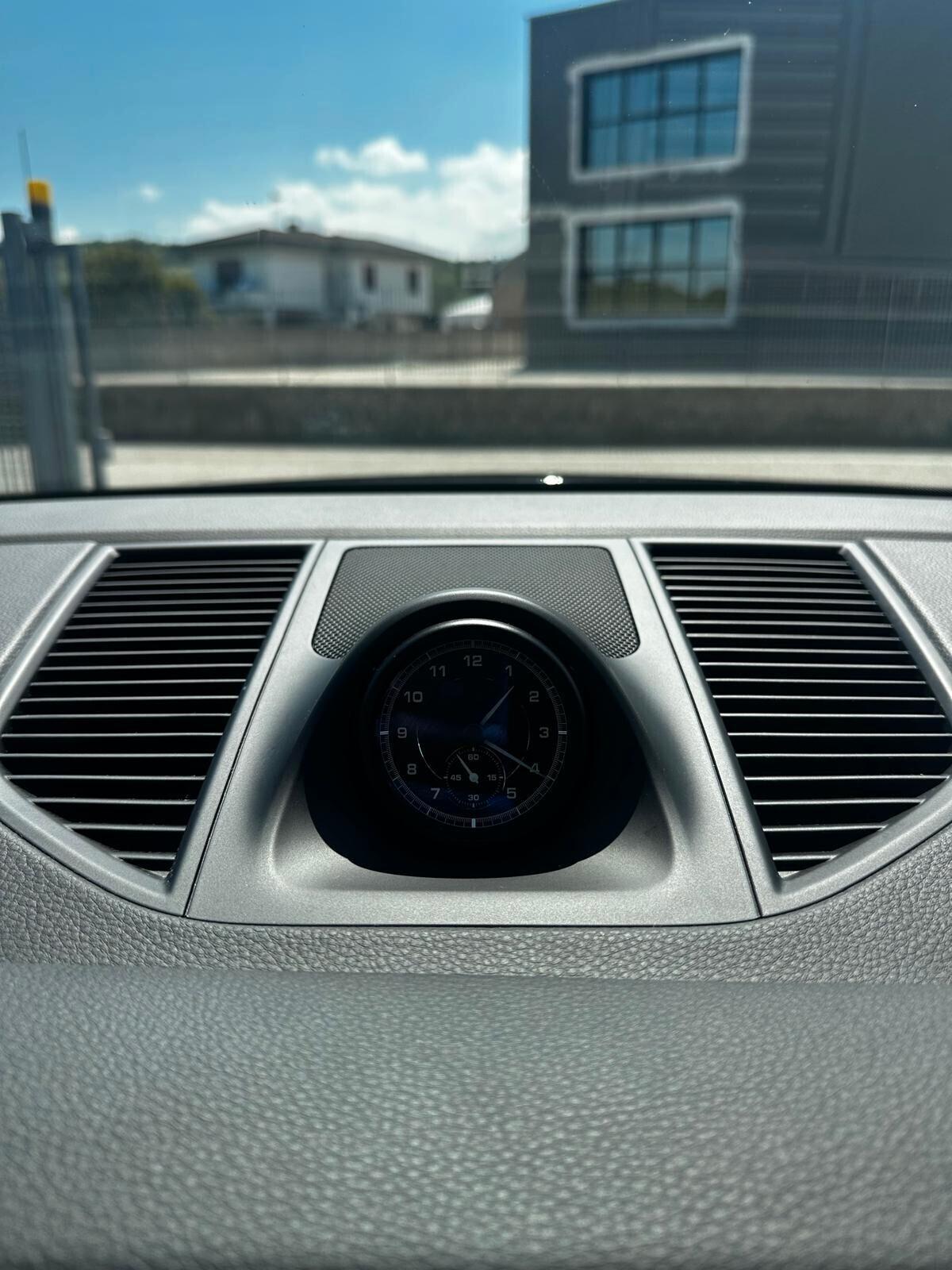 Porsche Macan 2.0 /tetto/pasm/carplay/full