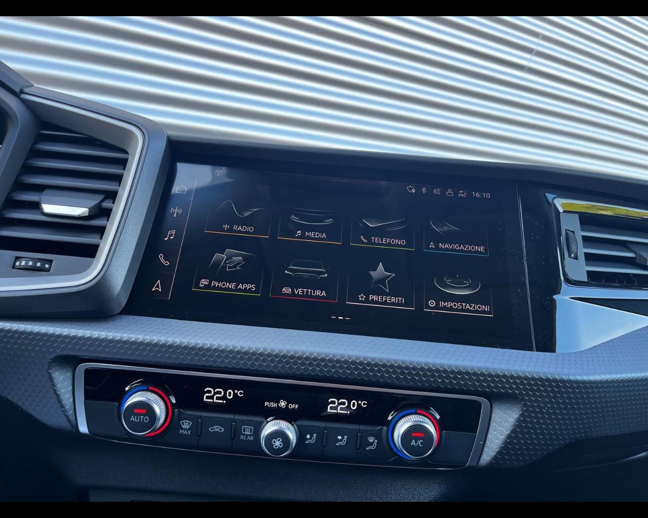 AUDI A1 SPORTBACK 30 TFSI S LINE EDITION