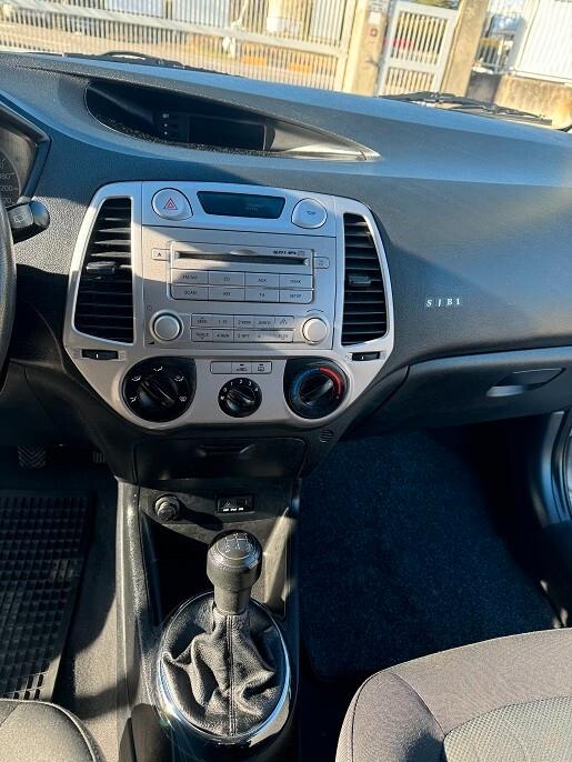 Hyundai i20 1.2 3p. Sound Edition