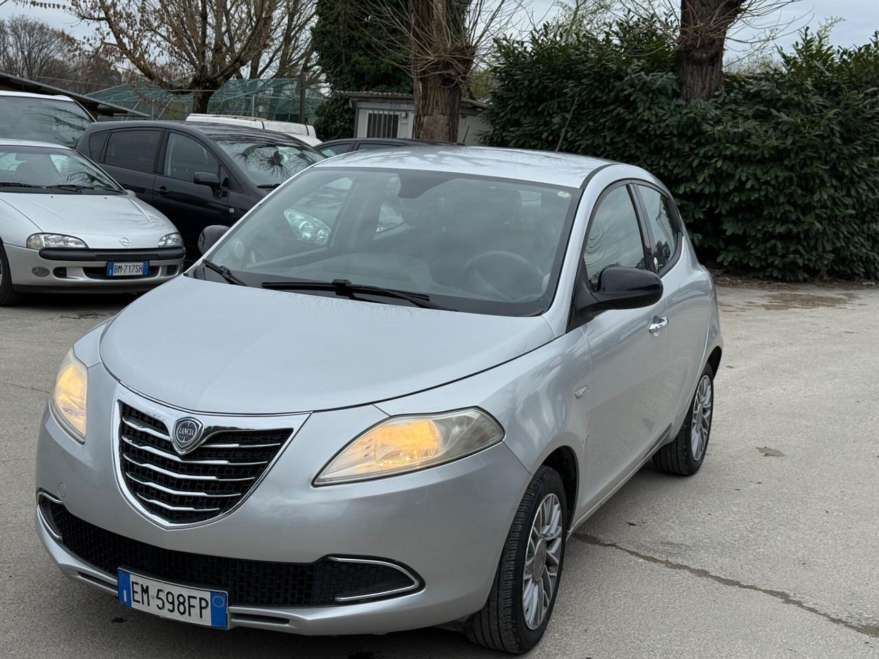 Lancia Ypsilon 1.2 69 CV 5 porte GPL Ecochic Gold