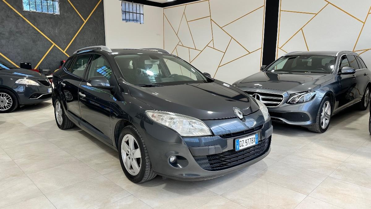 RENAULT - Mégane - 1.5 dCi 110CV Dynamique
