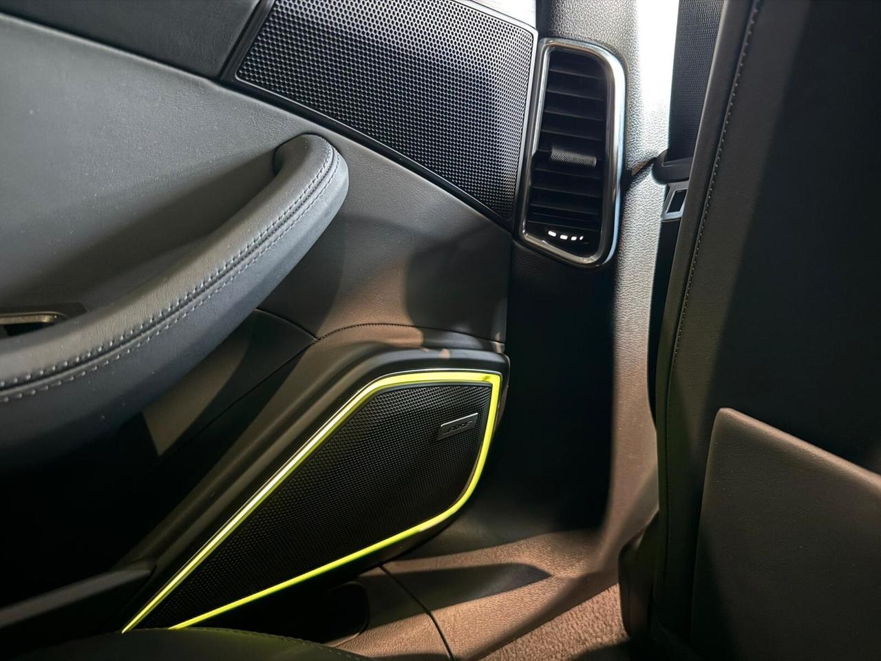 Porsche Panamera 2.9 4 E-Hybrid Sport Turismo Platinum Edition