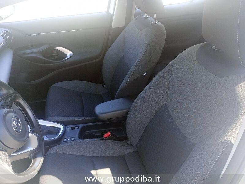 Toyota Yaris Cross 2021 1.5h Active fwd 116cv e-cvt