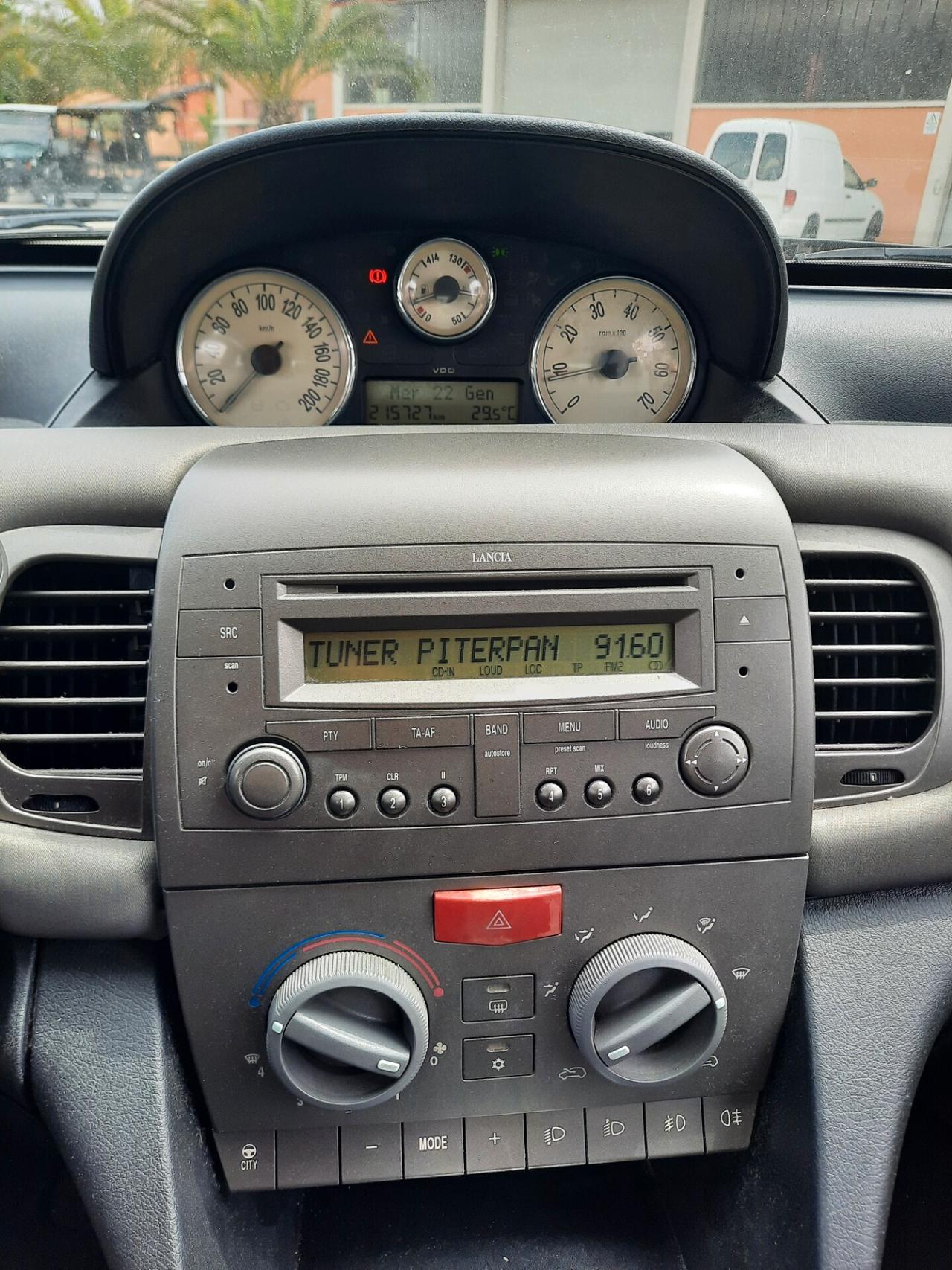 Lancia Ypsilon 1.3 Multijet Platino OK NEOPATENTATI