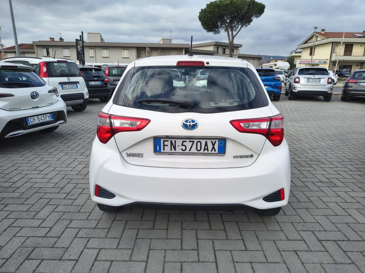 Toyota Yaris 1.5 Hybrid 5 porte **PREZZO REALE**