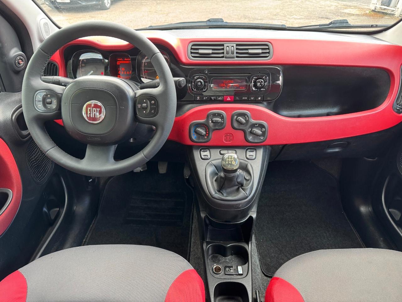 Fiat New Panda 0.9 TwinAir Turbo Natural Power Lounge
