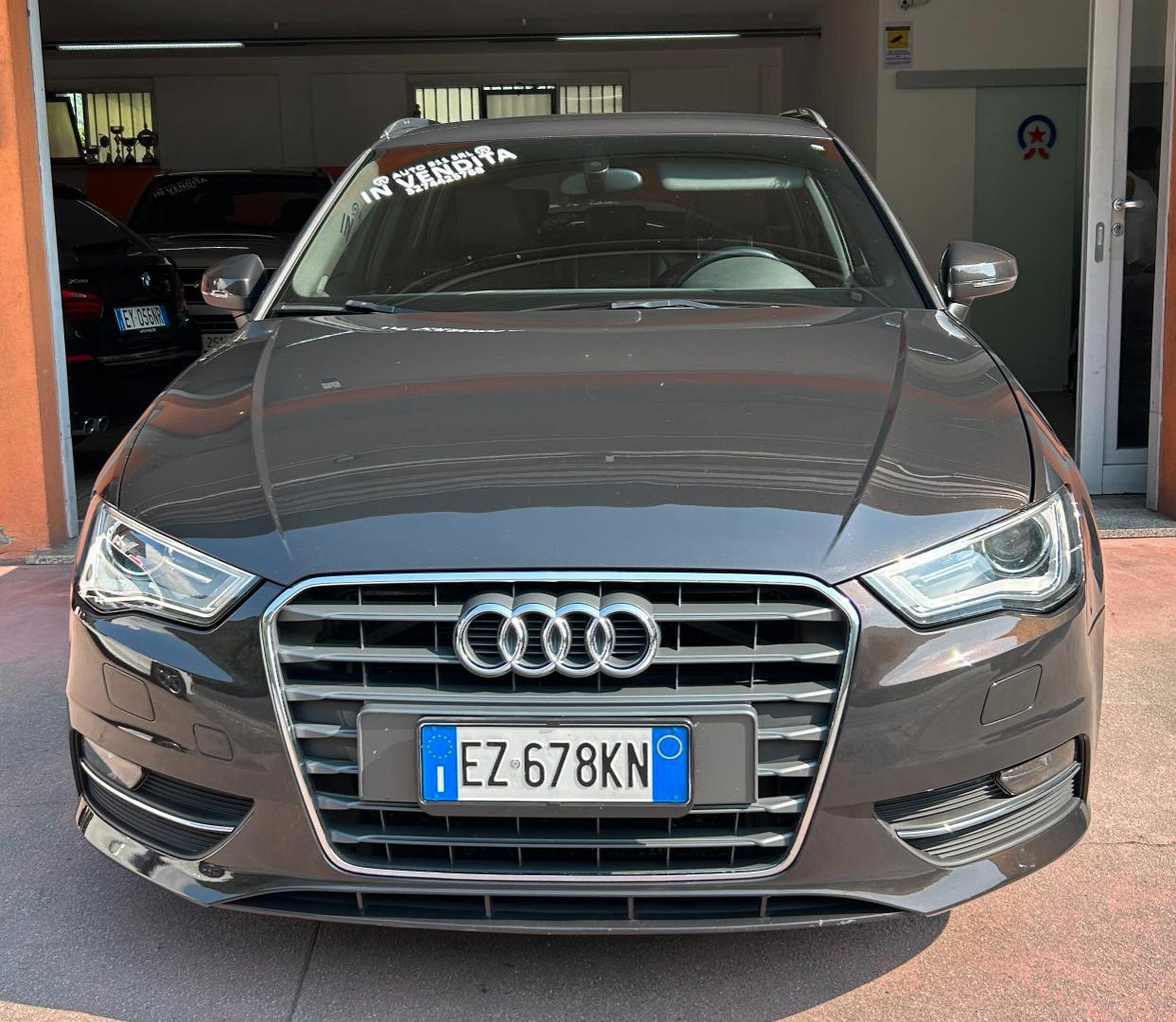 Audi A3 Sportback 2.0 tdi Ambition 150cv s-tronic E6