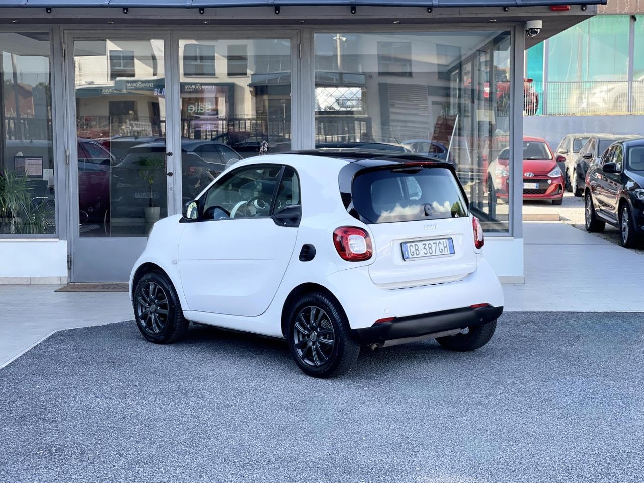 Smart ForTwo 1.0 Benzina 71CV E6 Neo - 2016