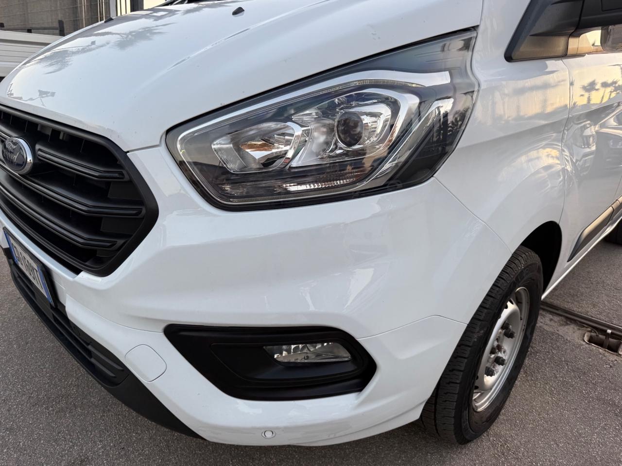Ford Transit Custom 2.0 Diesel 3 Posti