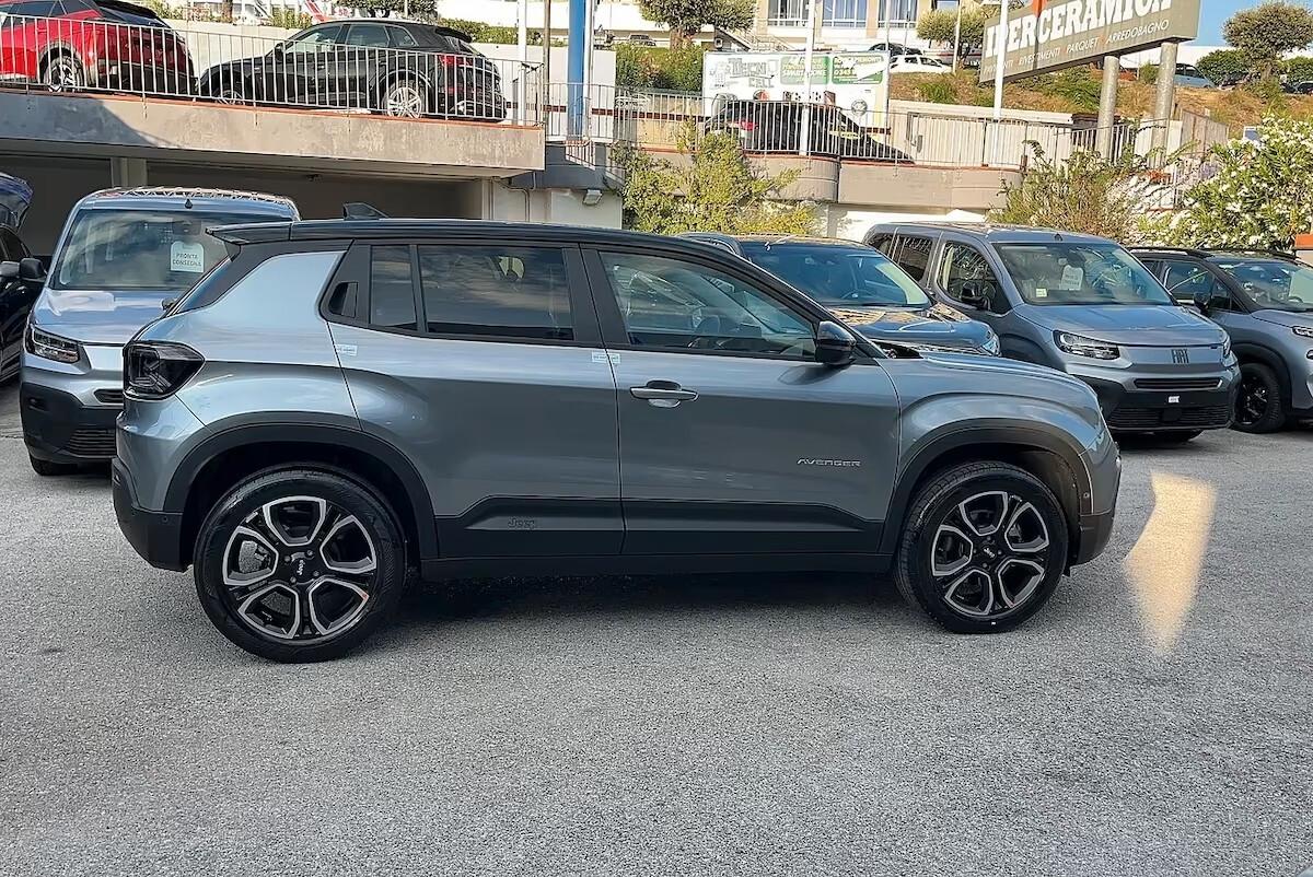 Jeep Avenger 1.2 Turbo 110 CV MHEV Summit