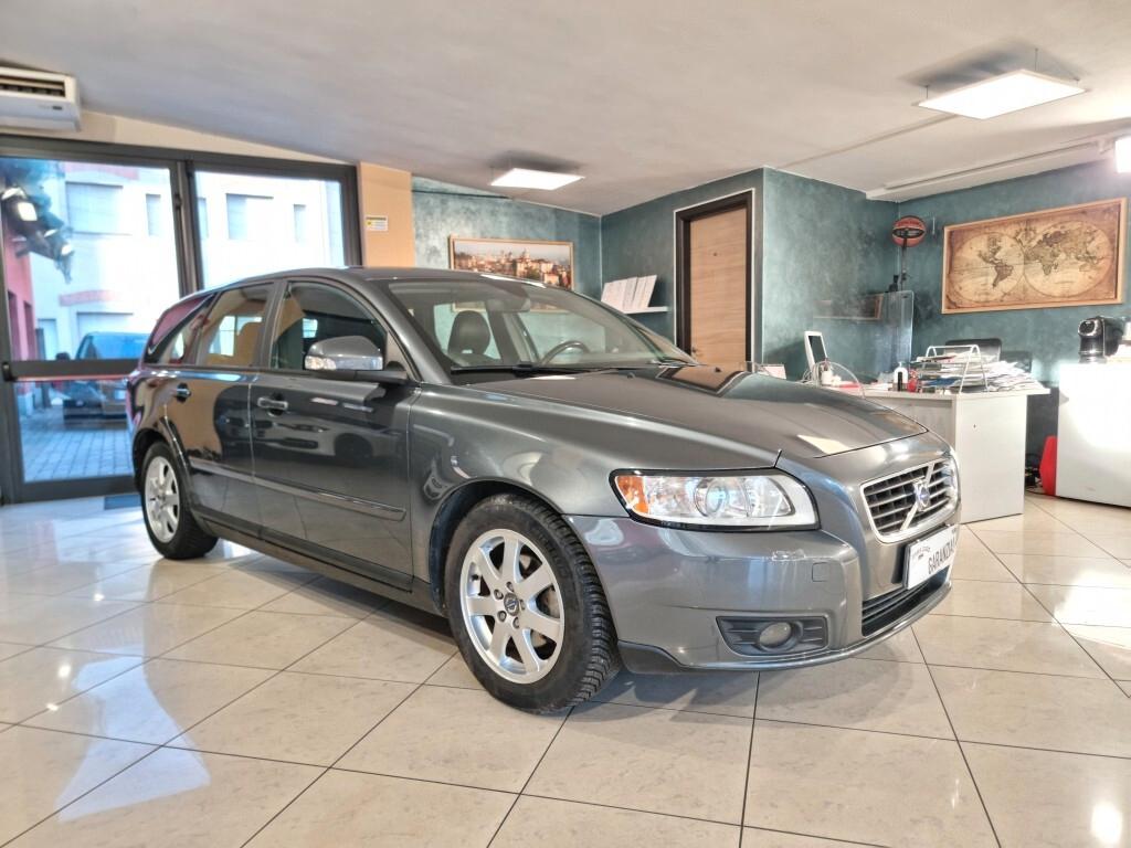 Volvo V50