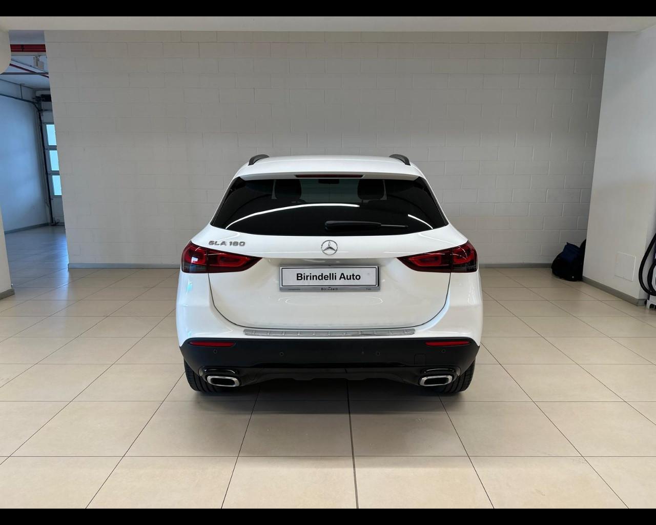 Mercedes-Benz GLA (H247) - GLA 180 Automatic Sport