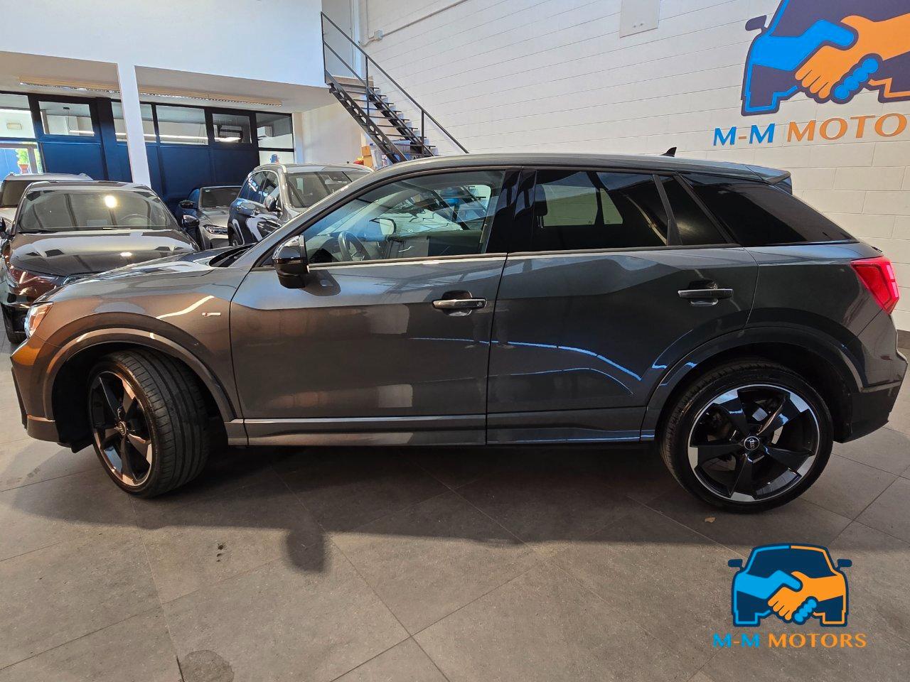 Audi Q2 35 1.5 tfsi Identity Black s-tronic
