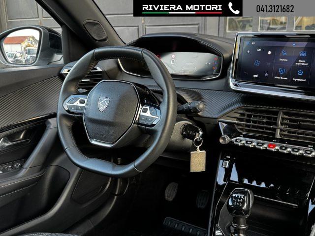 PEUGEOT 2008 PureTech 100 S&S Allure