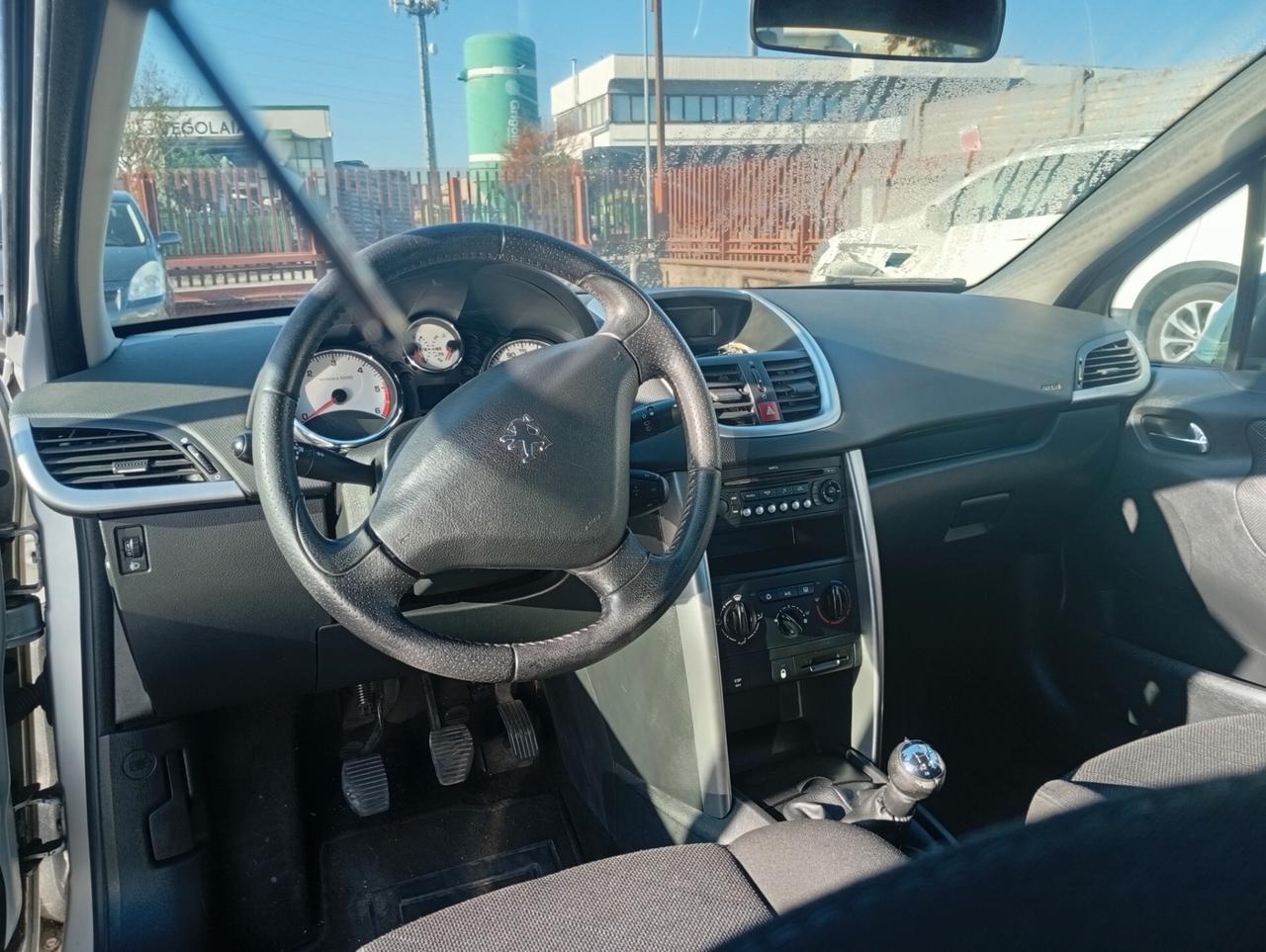 Peugeot 207 1.4 HDi 70CV 5p. XS NEOPATENTATI OK