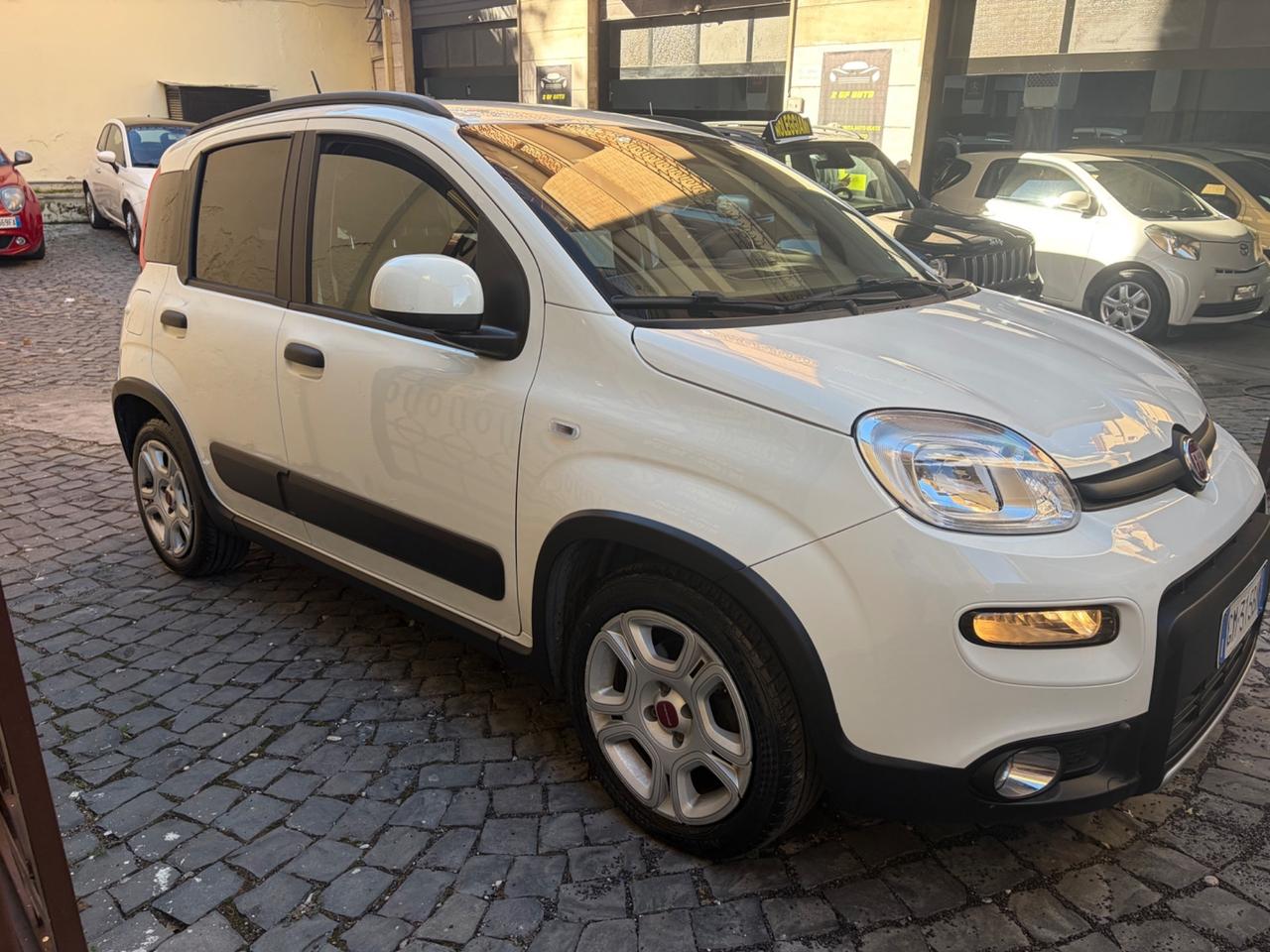 Fiat Panda 1.0 FireFly S&S Hybrid City Cross