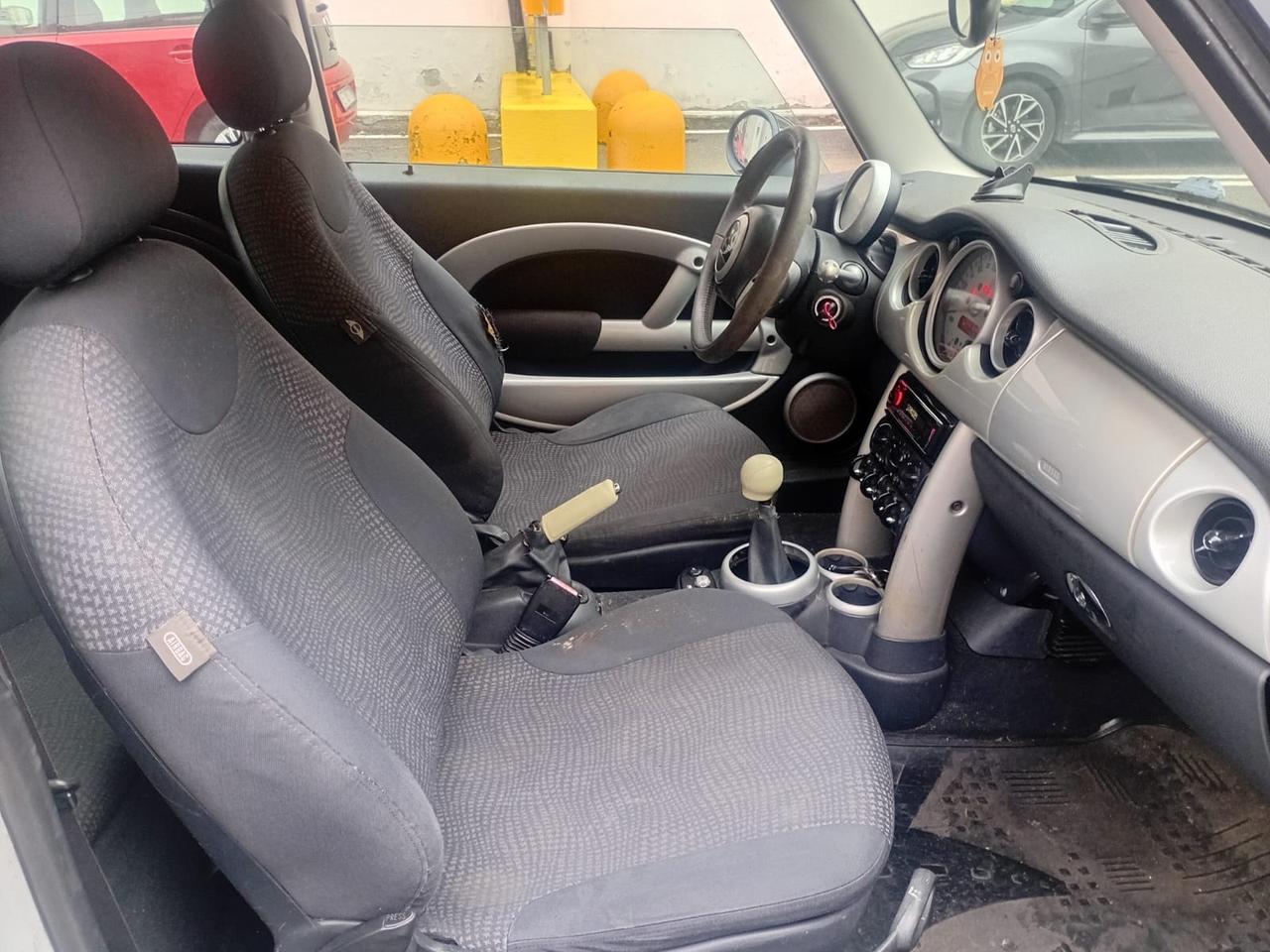 Mini 1.6 16V Cooper gpl