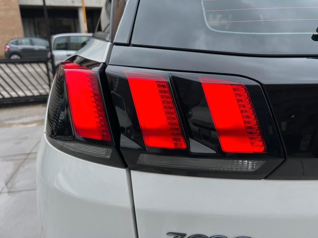 Peugeot 3008 BlueHDi 130 S&S Business