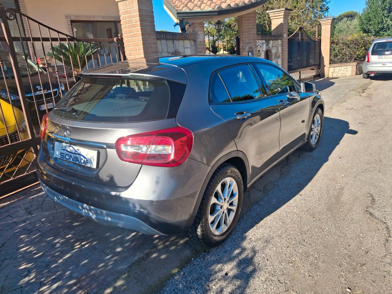 Mercedes-benz GLA 180 d Automatic Executive