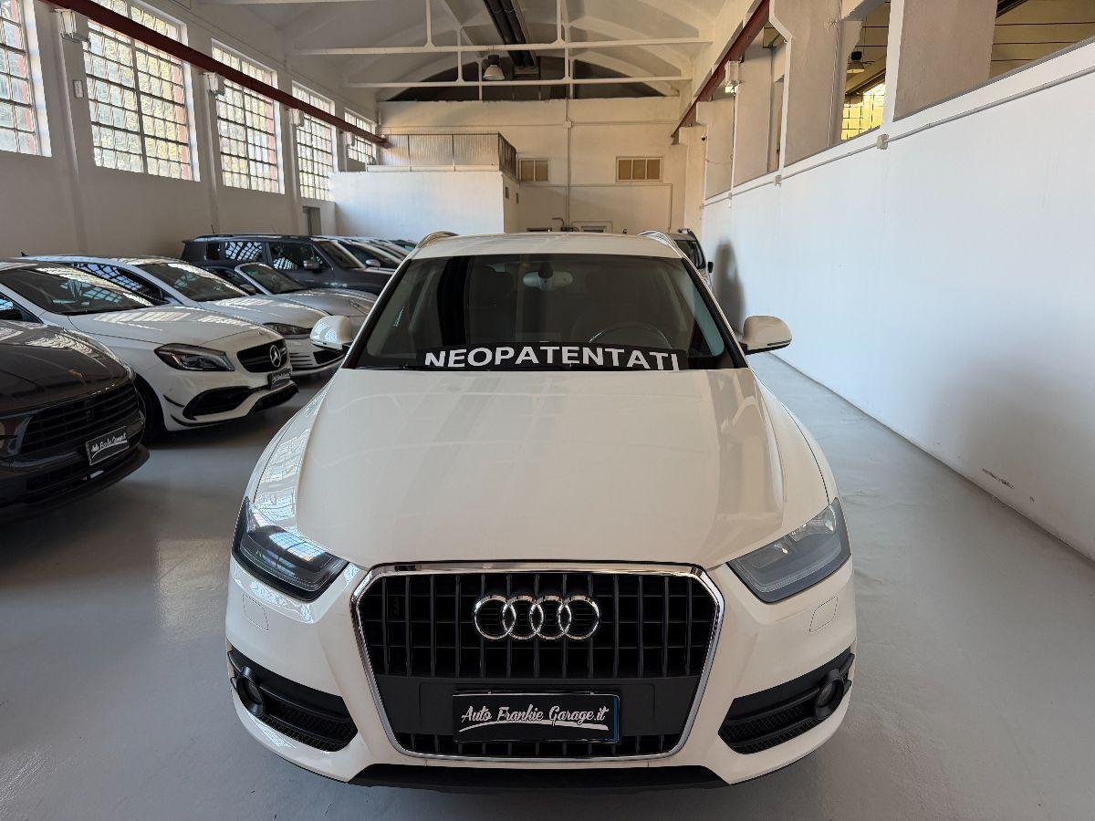 AUDI - Q3 - 2.0 TDI 150 CV Business