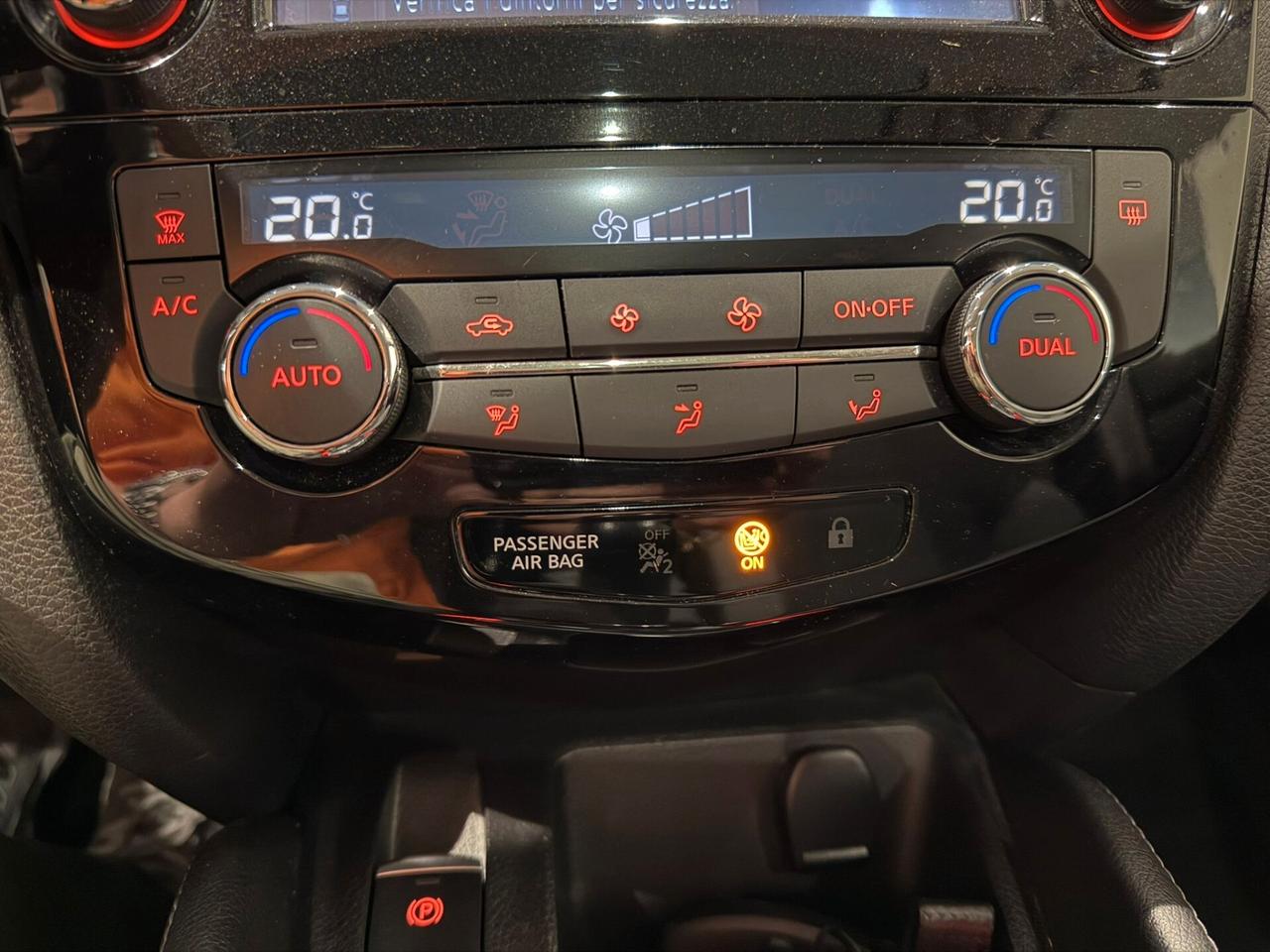 Nissan Qashqai 1.5 dCi N1 Autocarro N-Connecta