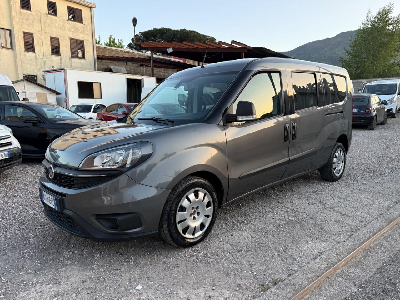 Fiat Doblò 1.6 MJT 120CV PL Combi Maxi PROFESSIONAL N1