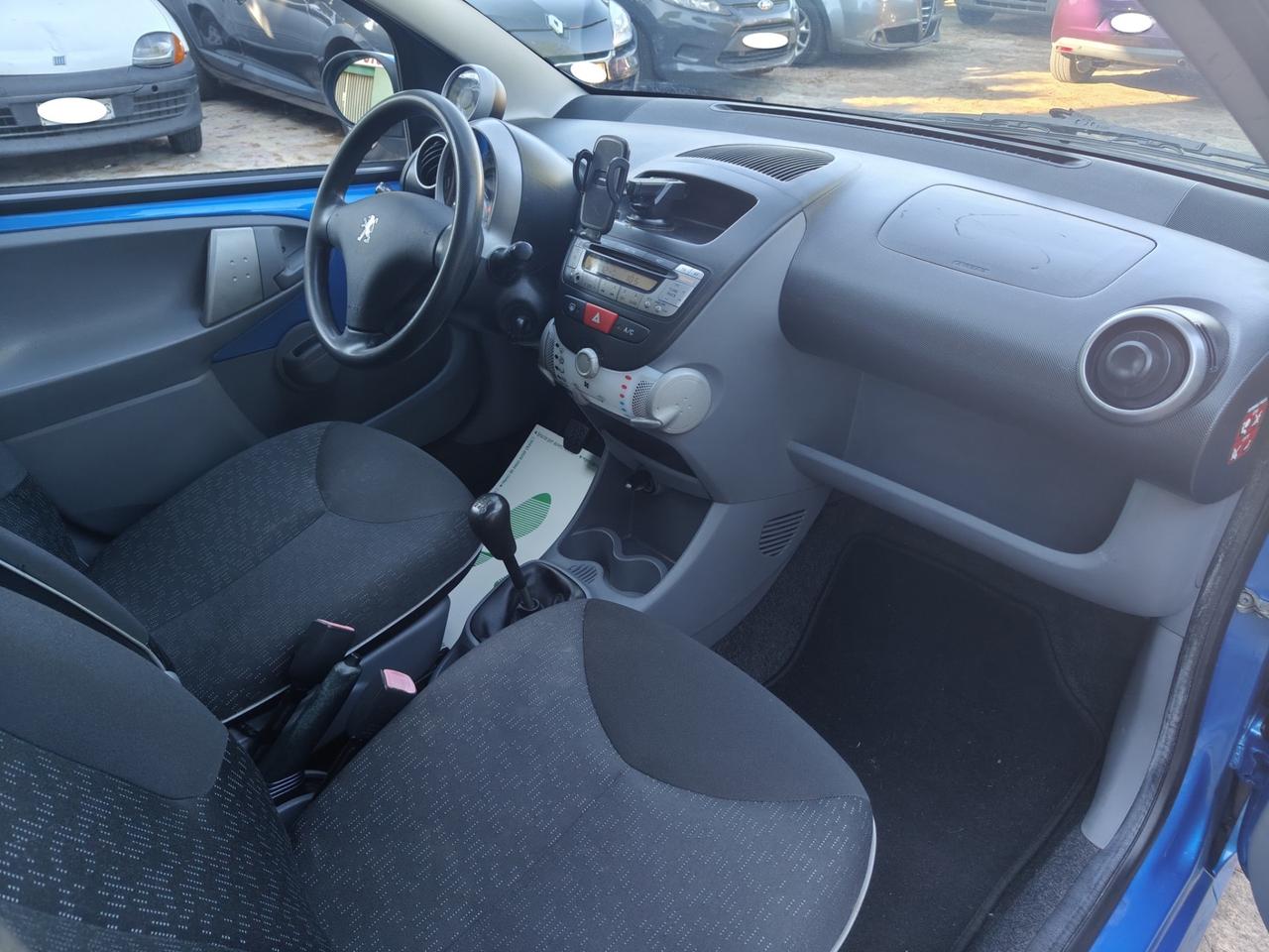 Peugeot 107 1.0 68CV 5p. Plaisir