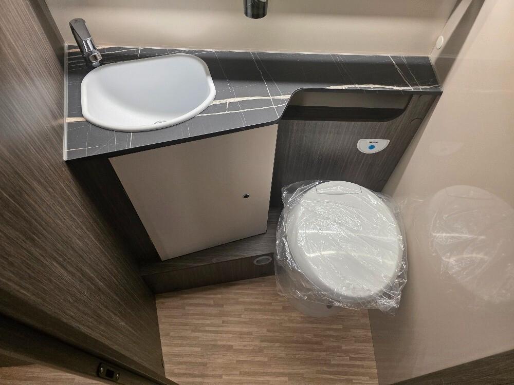 CAMPER MCLOUIS MC4 870