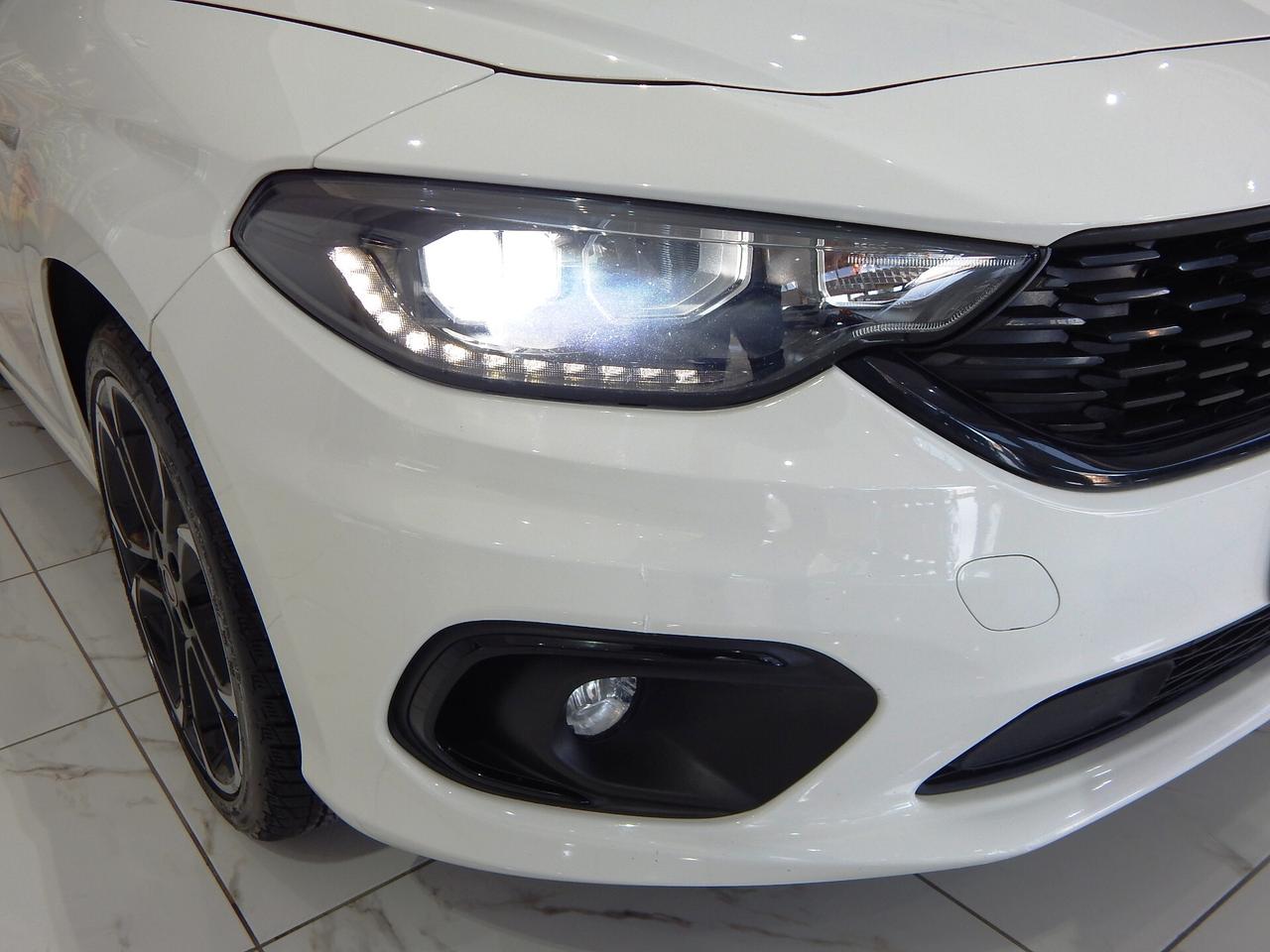 Fiat Tipo 1.6 mjt S-Design S&S 5 P. CARPLAY-PARK-RADAR-KAMERA