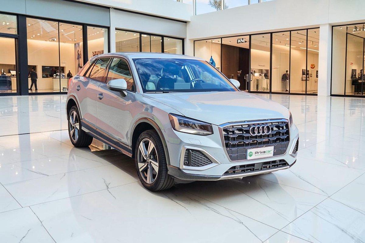 AUDI Q2 35 TDI quattro S tronic Business Advanced