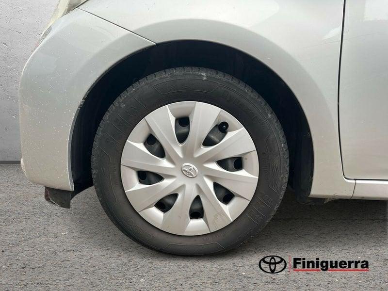 Toyota Verso-S Verso-S 1.4D MT Style